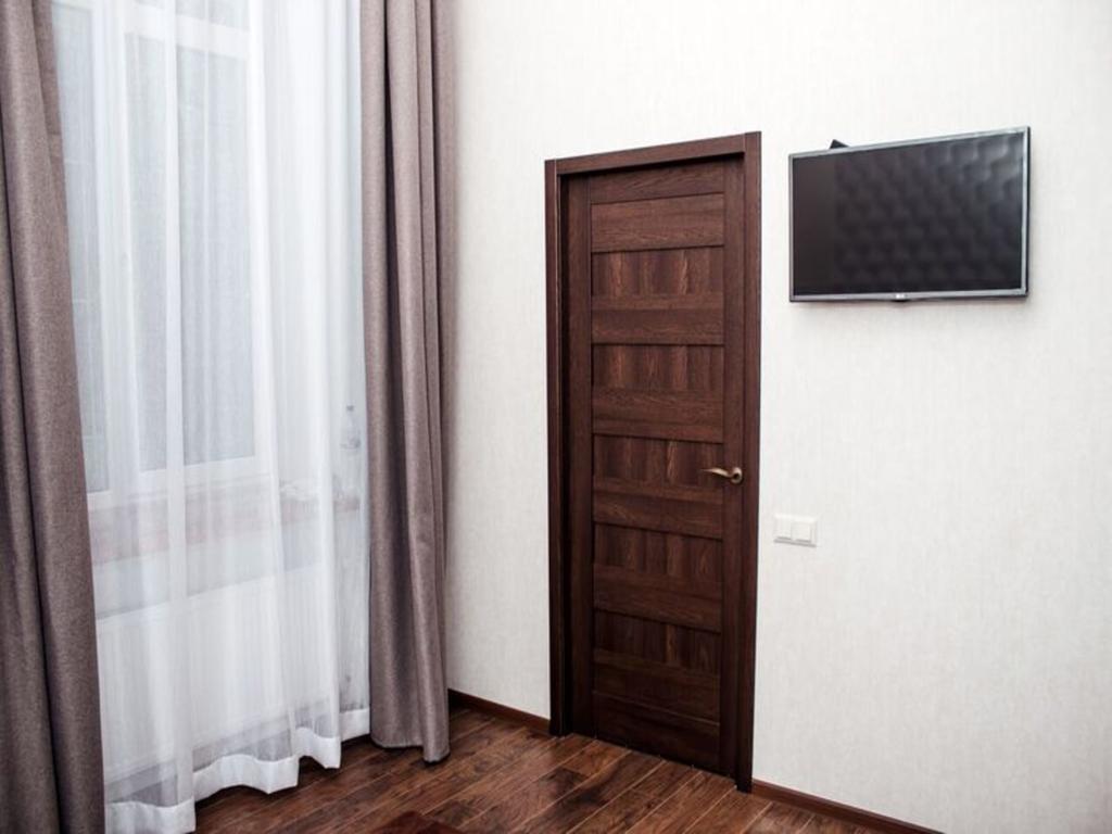 Apartment In The City Center In The House With Atlantes Odessa Exteriör bild